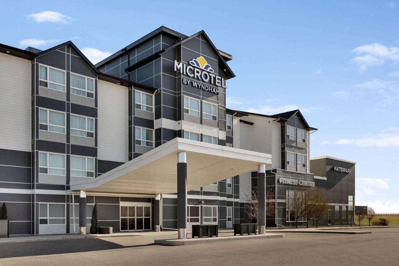 Microtel Inn And Suites By Wyndham Weyburn Kültér fotó