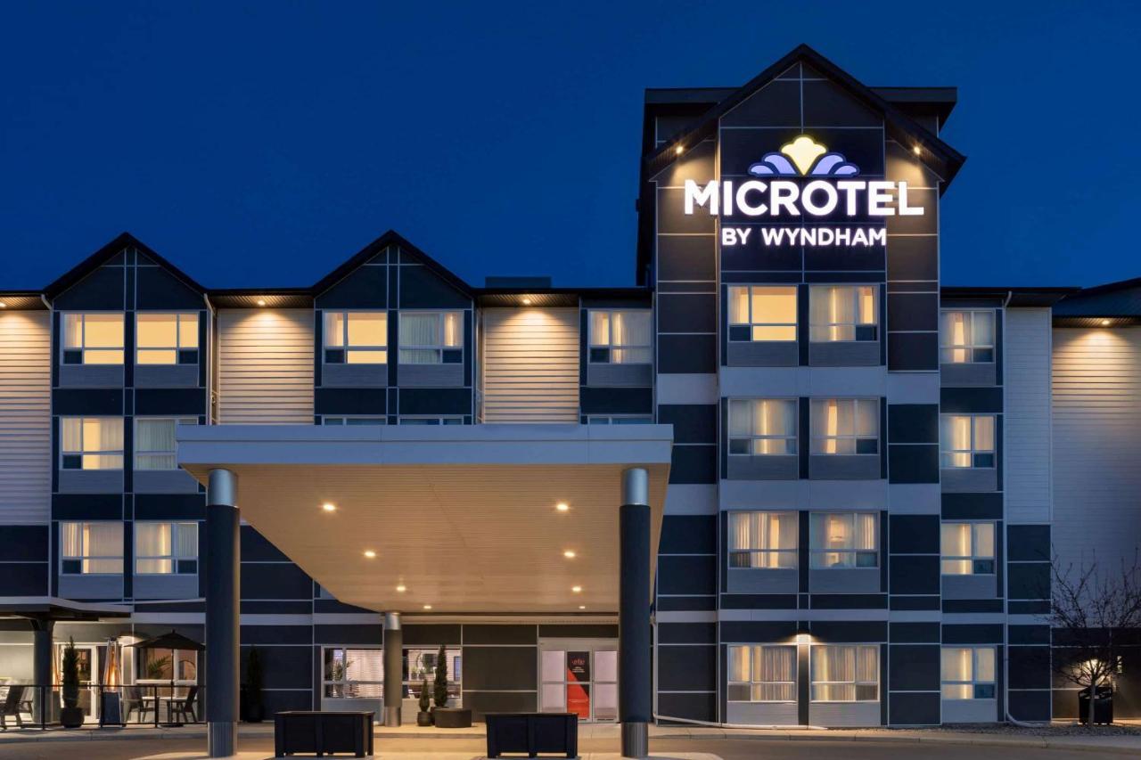 Microtel Inn And Suites By Wyndham Weyburn Kültér fotó